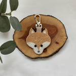 《animaux・ビーズ刺繍》キツネキーホルダー《受注生産》