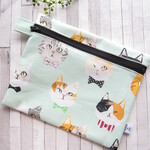 ＜ご依頼品＞フラットポーチ（おめかしネコちゃん【大】・グリーン）