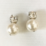 【一粒シリーズ】SWAROVSKI (スワロフスキー) 一粒ピアス＋パール