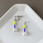 ネオン イエロー × きれい ブルー イヤリング ノンホールピアス