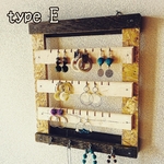 木のぬくもり▼◀▲▶ アクセサリースタンド ピアス＆ネックレス ホルダー ✿*: 壁掛け収納