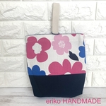 １点のみ🌸　北欧風のお花が可愛い　上履き入れ　シューズケース