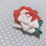 つまみ細工　薔薇のブローチ　ツイステ　No.1