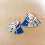 小さなフリンジくるみボタンピアス