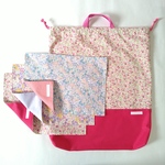 【yuipo27様専用】ピンク花柄 着替え袋＆ランチョンマット、水色花柄 ランチョンマット　ピンク紫花柄 ランチョンマット 4点セット