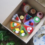 12種類のケーキ屋さん☆ フェルトの手仕事