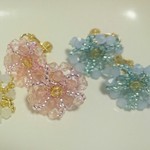 春が待てないお花のイヤリング