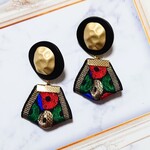 再販⭐ゴージャスなタッセルピアス