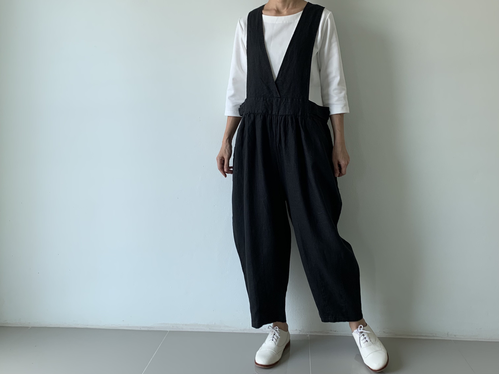 差がつく一着。こだわりバルーンパンツオールインワンとジャケットの