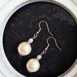 軽いコットンパールのピアス、イヤリング