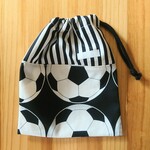 訳あり 巾着袋 【 サッカーボール／ブラック 】片紐  