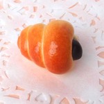 チョココルネパンのミニブローチ