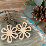 ウッドフラワーピアス