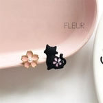 桜 ねこ ピアス/イヤリング