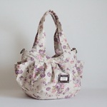 受注製作　Mサイズ　綿麻キャンバス　パープル花柄プリント生地　 ころりんバッグ♪　Fm2 Lab.