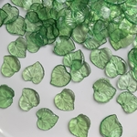 【25g】約100個　プラスチック　クリアリーフチャーム