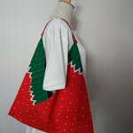 お手頃サイズ♡あずま袋♡🍓いちご柄