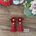 つまみ細工　ピアスorイヤリング　タッセル付き