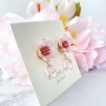 桜咲く2wayピアス(イヤリング) 桜色 ピンク 偏光 立体 春 花 