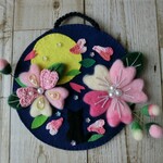 夜桜の壁掛け　羊毛フェルト　猫