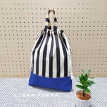 【新作】【送料無料】大きめ★お着替え袋（体操着袋）～モノトーンストライプ×ブルー～