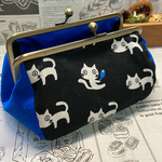 【受注製作】再販❷ ネコちゃん　魚が逃げたブルー　がま口 メイクポーチ  ペンケース