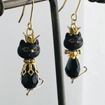 再販✖️9  イロアソビ　黒猫　王様とお后様　人間は猫のしもべである　ピアス　イヤリング