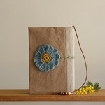 草木染の文庫本カバー