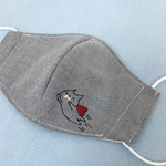スーパーニャンコの刺繍マスク　手刺繍　刺繍マスク　ニャンコ　猫　大人用立体マスク　ダブルガーゼマスク　大人用マスク