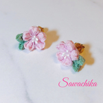 つまみ細工 桜の花のピアス／イヤリング(ちりめん)