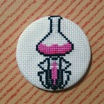 刺繍缶バッジ 三角フラスコ