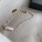 baroque pearl bracelet