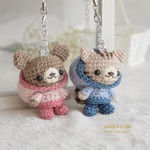 megu012260様用リクエスト品＊あみぐるみストラップ＊レインコートを着たトラ猫ちゃん＆くまちゃん