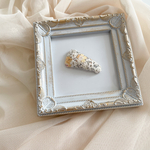 lace pin