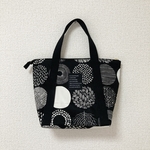 ★SALE★北欧のシンプルな丸柄　Sトートバッグ