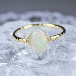 [ 10-11号 ] 天然ホワイトオパール ( 最大約7㎜×5㎜ ) のリング