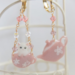 白猫×ティーカップ&ポットのイヤリング/ピアス