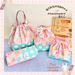 〜新作〜可愛いスイーツポップ🧁🍰🍨お弁当袋・ランチョンマット・コップ袋・mini♡mini巾着袋【4点セット】♡*°