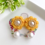 お花×コットンパールのイヤリング/ピアス（ゴールデンイエロー）