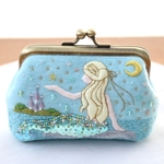 【人魚姫】手刺繍 ブルーフェルトのミニポーチ