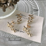 ＊新商品＊リーフ　ゴールドピアス