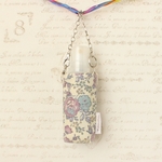 ラミネート　除菌スプレーポーチ【Felicite フェリシテ(ペールブルー＆パープル)】(リバティ生地使用)