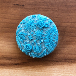 刺繍くるみボタン（ヘアゴム/ブローチ）