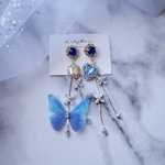 蝶ピアス　キラキラロングピアス