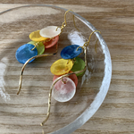 カラフル水玉シェルピアス