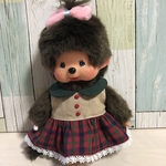 582モンチッチ Ｓサイズ　赤いチェックのワンピース