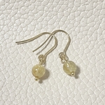 ゴールドの煌めき　ルチルピアス　K18GP