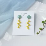 ＊瑞々しいアベンチュリンとミモザのピアス（イヤリング）＊イヤリングに変更可能＊短いタイプ
