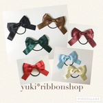 7色のうち1つ ＊ シルキーサテンリボンのヘアゴム . ＊