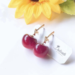 大人可愛い❤つやつや✨ツルンツルン♪.•*¨*•.♬さくらんぼ🍒ハンドメイド ピアス 